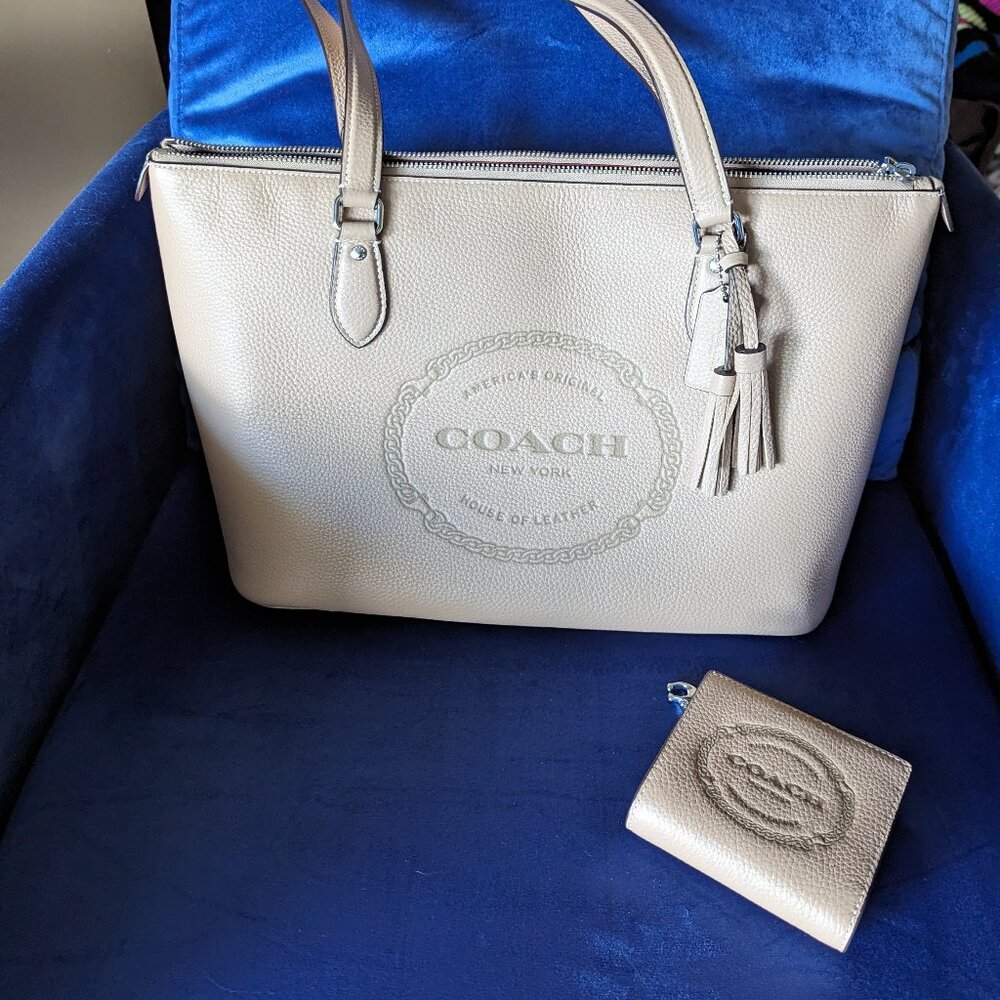 Gallery Tote Bag With Coach Heritage PLUS Matching Snap Wallet